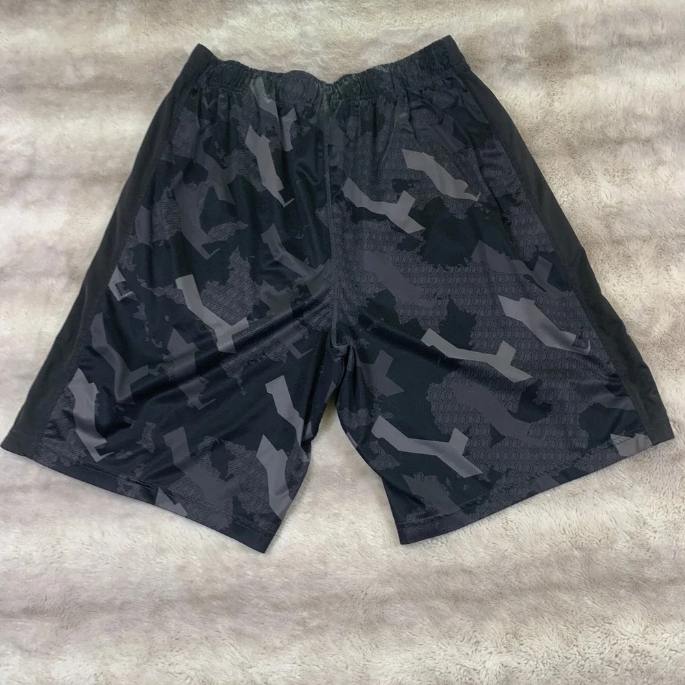 Nike Dri-FIT Mens Camo Athletic Shorts Grey Black Digital Camouflage Large